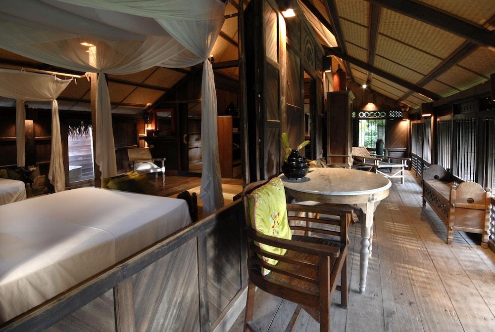 Bon Ton Antique Wooden Villas Pantai Cenang  Extérieur photo