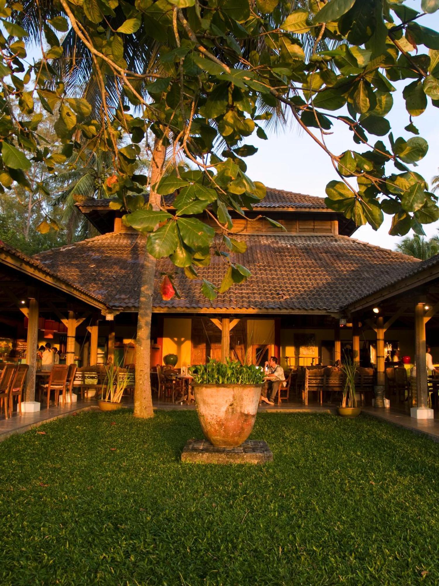 Bon Ton Antique Wooden Villas Pantai Cenang  Extérieur photo
