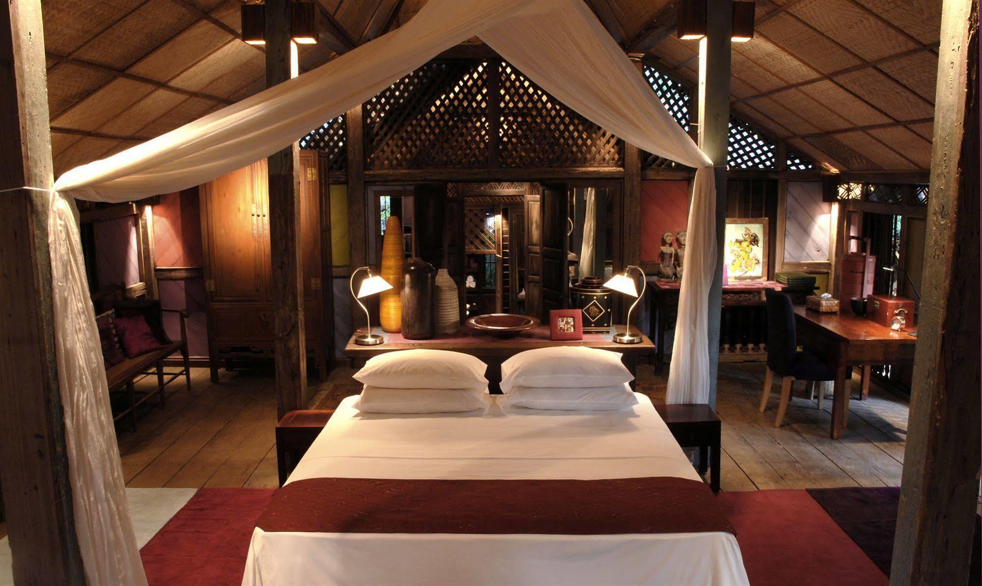 Bon Ton Antique Wooden Villas Pantai Cenang  Extérieur photo